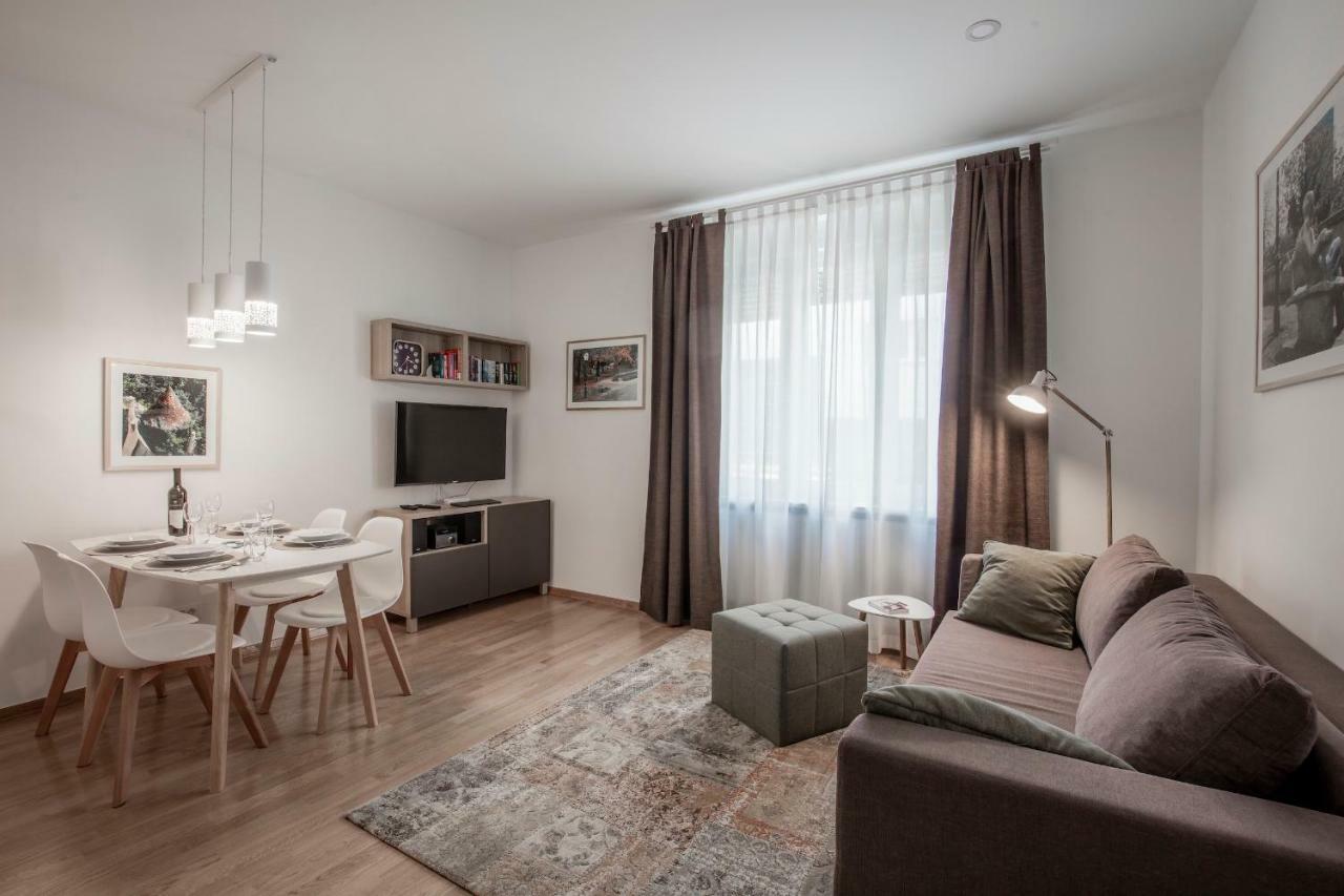 Apartments N10 ザグレブ エクステリア 写真
