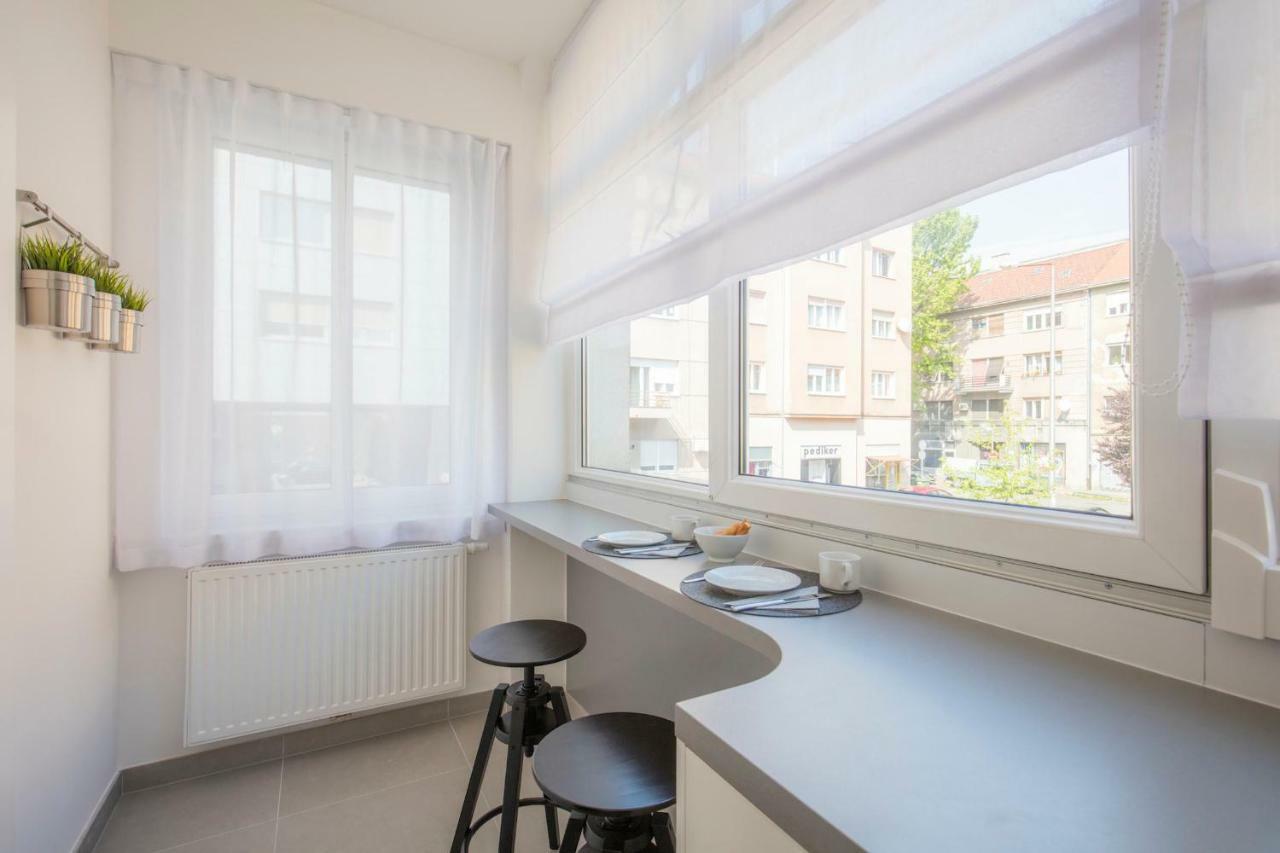 Apartments N10 ザグレブ エクステリア 写真